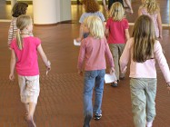 Familienführungen voller Staunen (Familien mit Kindern ab 5 Jahren, Teilnahme kostenlos)