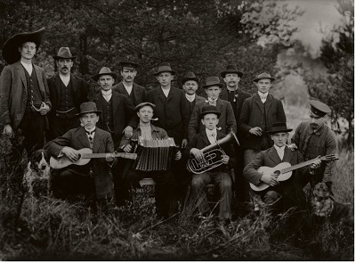 Die Photo-Spürnasen auf Entdeckungstour durch die Ausstellung: „AUGUST SANDER – ZUM 150. GEBURTSTAG“